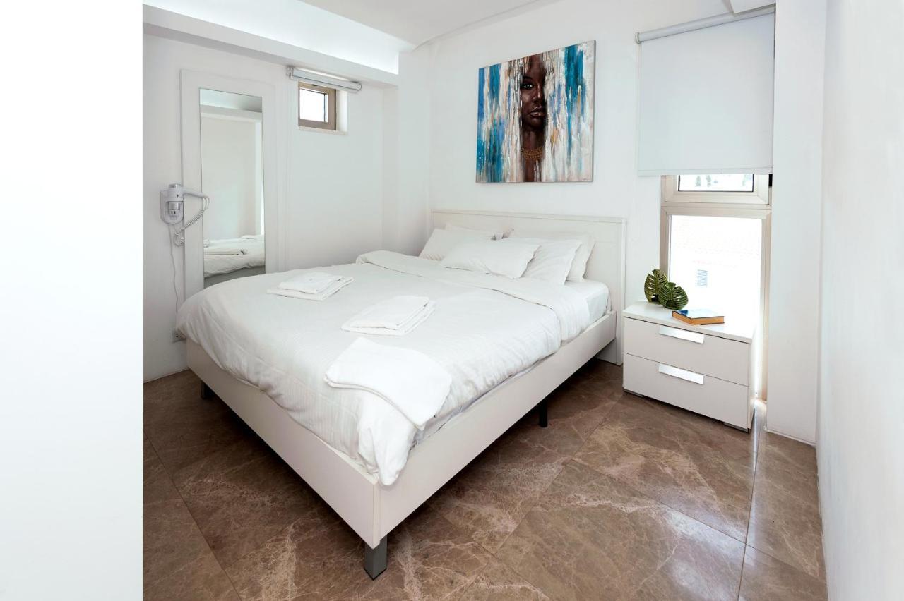 Apartment Marisol - Beachfront Protaras Luaran gambar